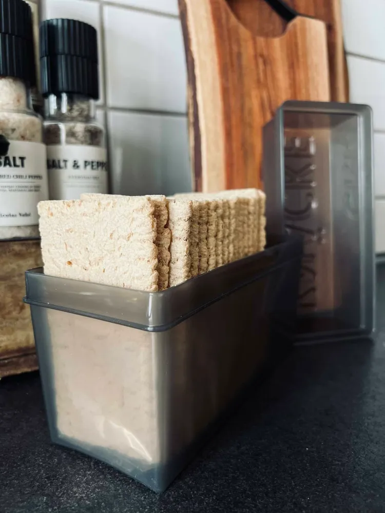 Box til knækbrød - Grå