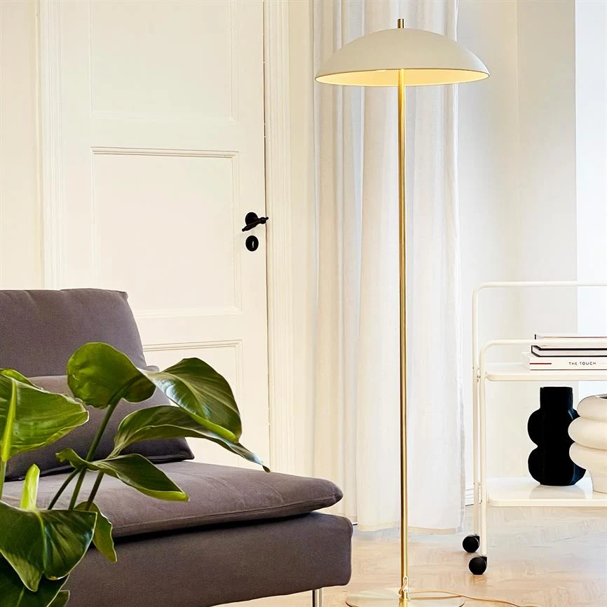 Globus Gulvlampe - Beige/Messing