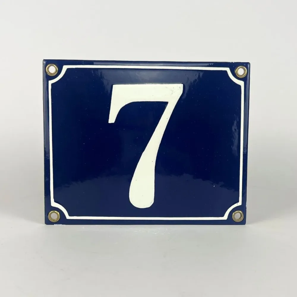 Emaljeskilt 7