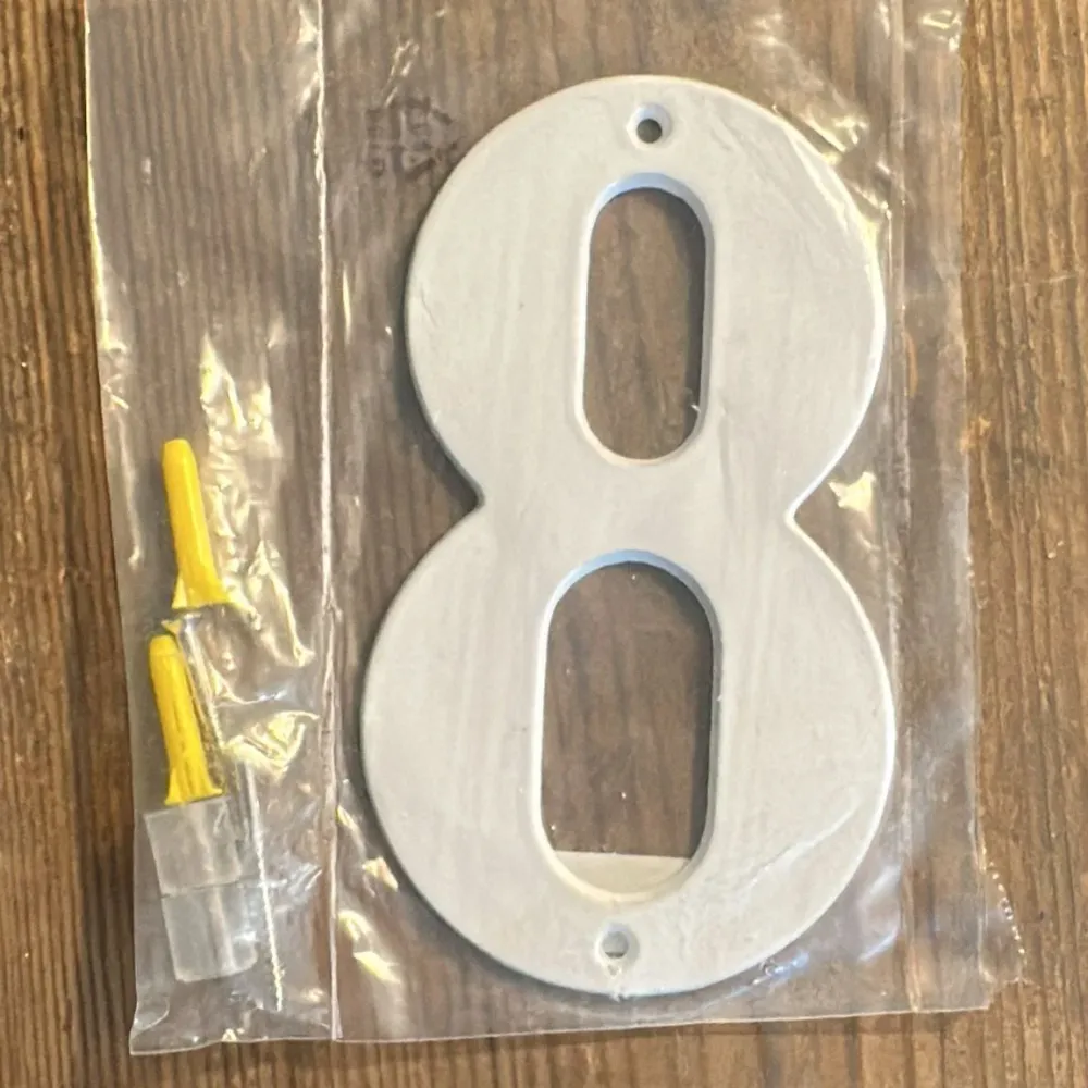 Husnummer 8
