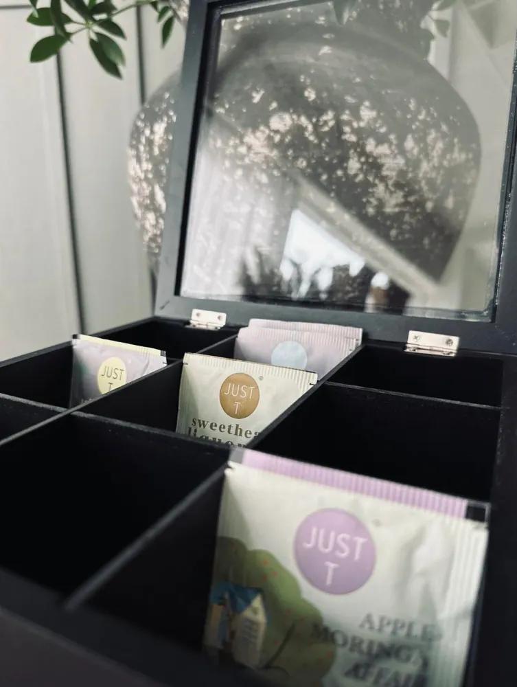 Teabox med 9 rum – Black
