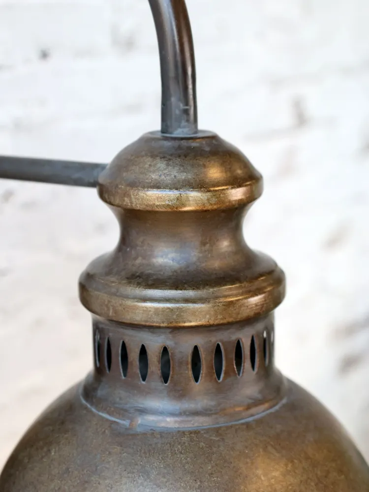Lampe til væg