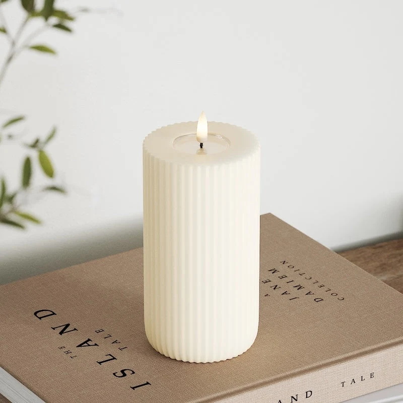 Solid Stripe LED Bloklys Ø 8 X 15 Cm Cream