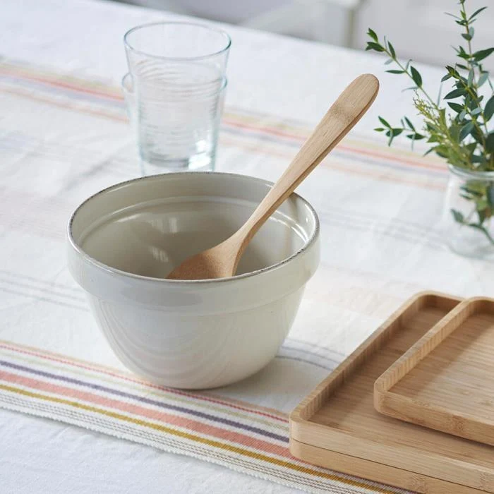 Serveringsske i certificeret bambus fra Bambu, 25 cm