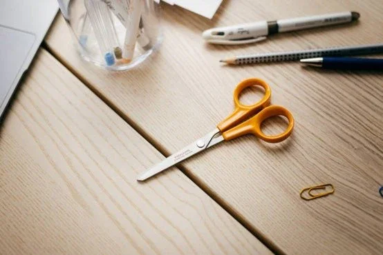 FISKARS HOBBYSAKS 13 CM