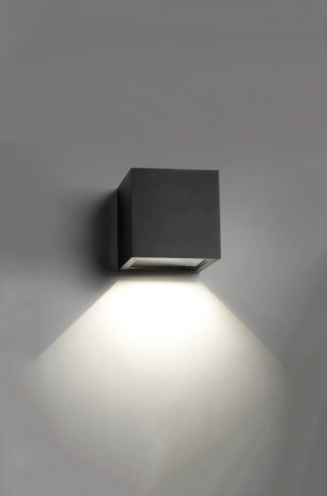 Light Point CUBE DOWN LED 10x10 - Sort